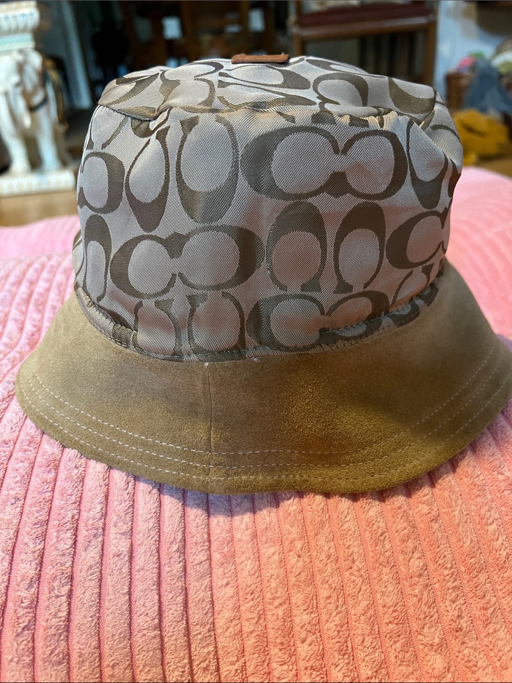 Coach Vintage Soho Bucket Hat - Picture 8 of 9